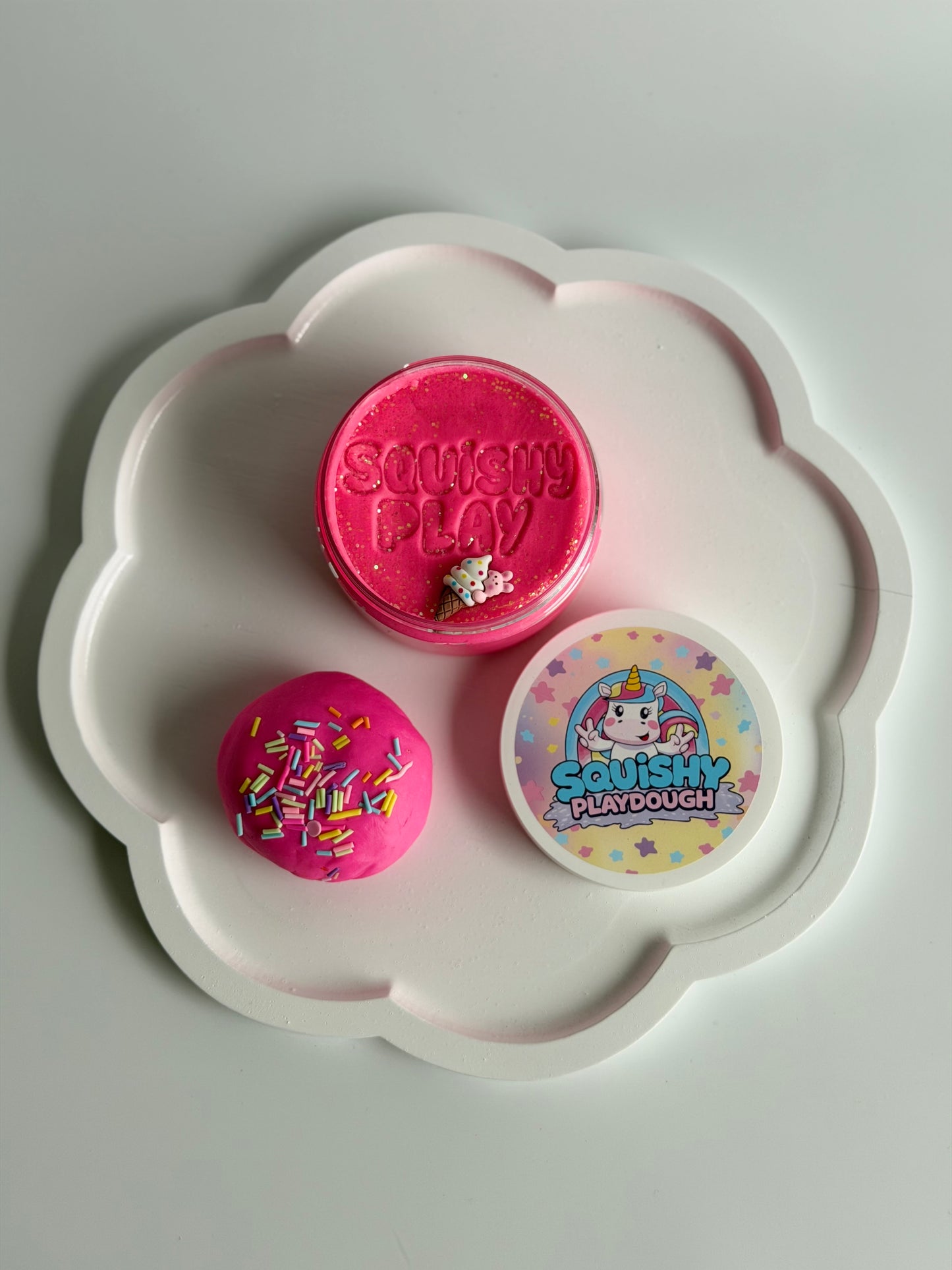 Pink Playdough 250g Tub. Non Toxic, Super Soft, Handmade in Australia. Can be left uncovered for 6+ hours without drying out.