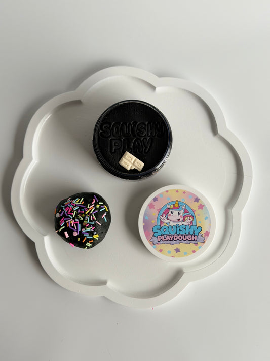 Give kids the joy of squishing, rolling and shaping - with playdough that lasts. 

Handmade in Australia, non-toxic andsuper soft playdough. Can be left uncovered for 6+ hours without drying out. Fast shipping across Australia