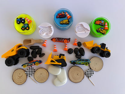 On the go construction playdough kit. Perfect for sensory play. Get creative with this fun construction inspired playdough kit. Made in Australia 