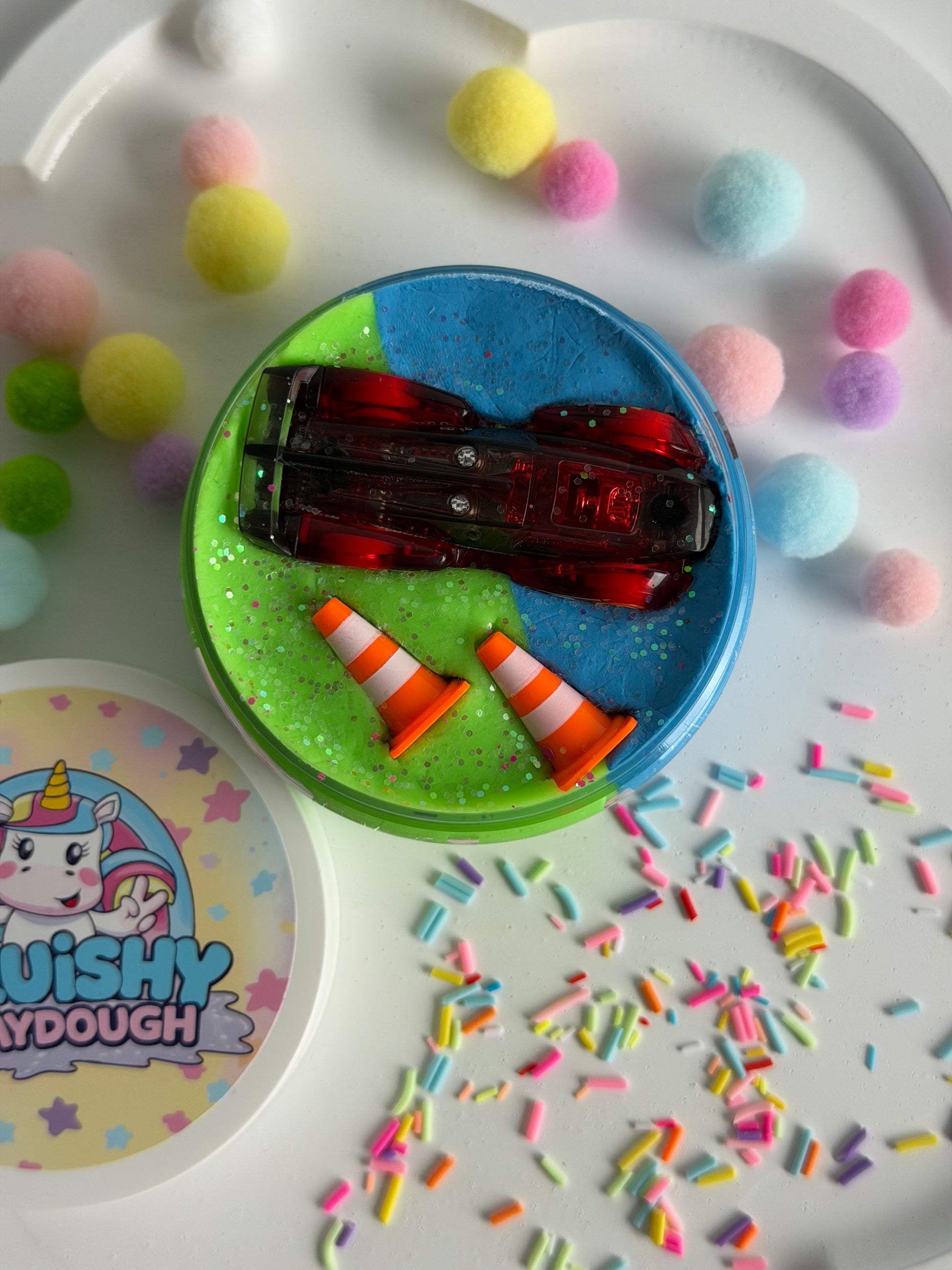 Give kids the joy of squishing, rolling and shaping - with playdough that lasts. 

Handmade in Australia, non-toxic andsuper soft playdough. Can be left uncovered for 6+ hours without drying out. Fast shipping across Australia