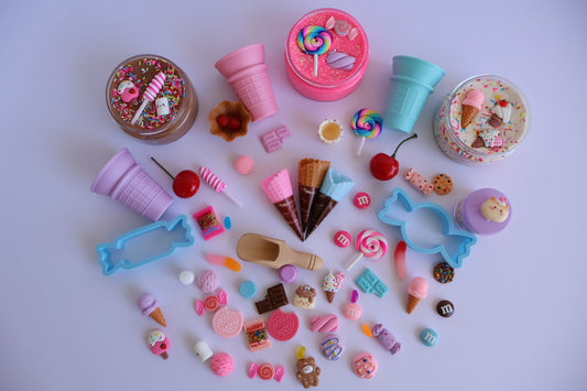 Sweet Treats Playdough Kit. Ice cream cones, candy charms, sprinkles and super soft playdough.
